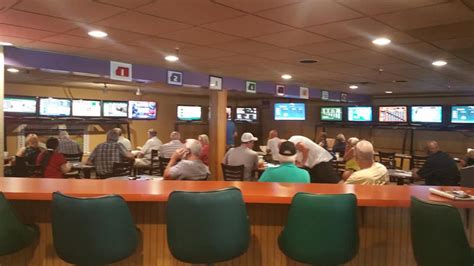 APACHE GREYHOUND PARK, Apache Junction .